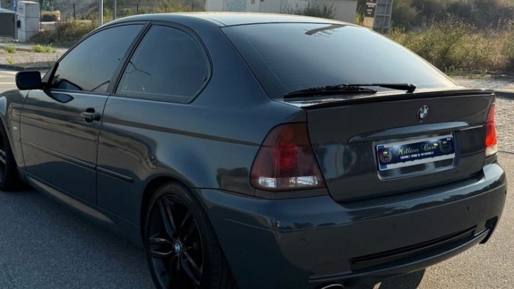 BMW S&eacute;rie 3 - 320 E46 COMPACT