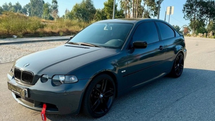 BMW S&eacute;rie 3 - 320 E46 COMPACT