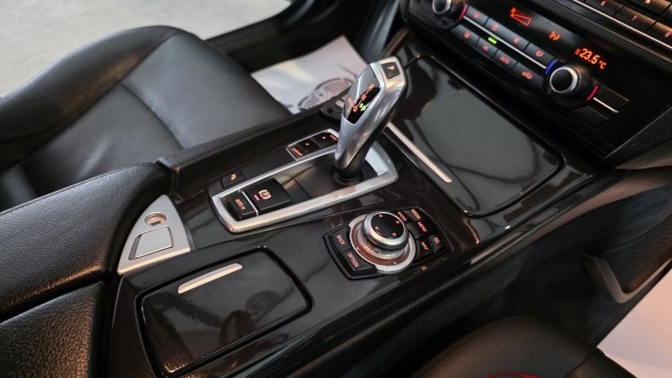 BMW S&eacute;rie 5 - 520