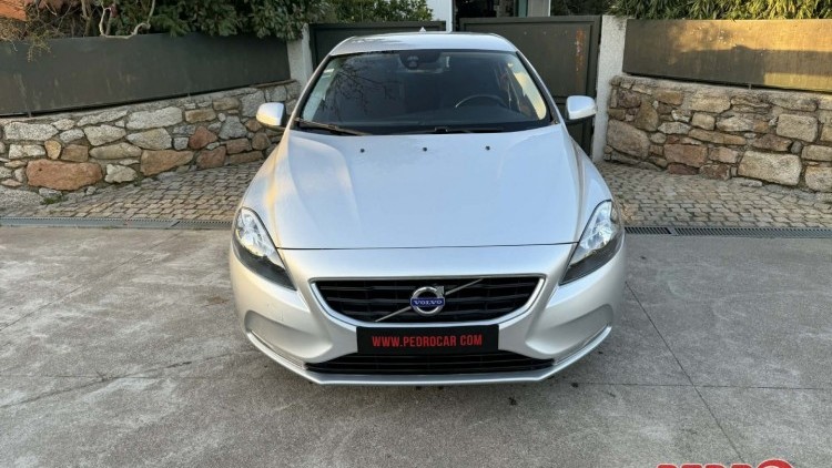Volvo V40 KINETIC