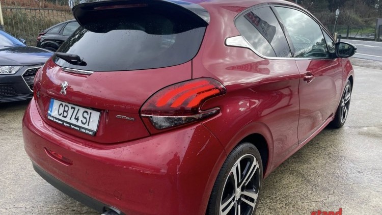 Peugeot 208 BlueHdi GT Line