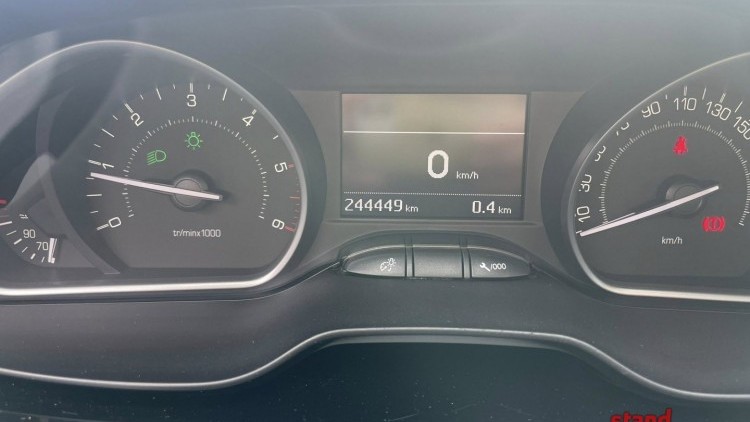 Peugeot 208 BlueHdi GT Line