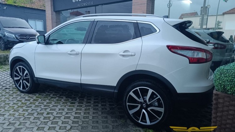 Nissan Qashqai 1.5 DCI Tekna Premium