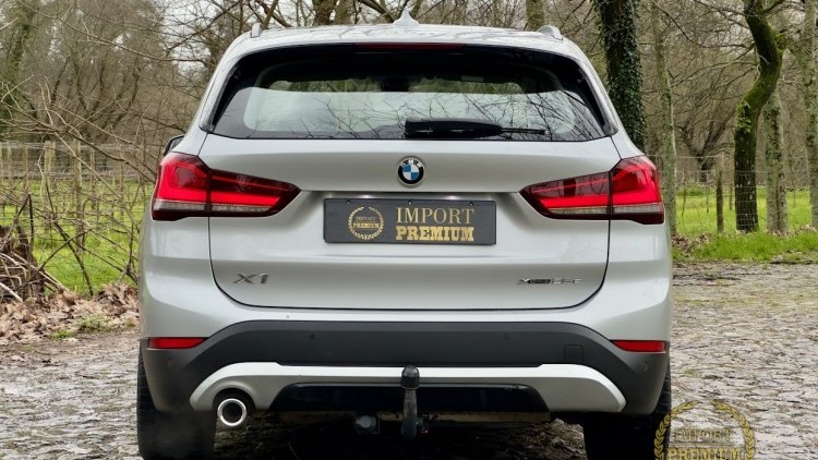 BMW S&eacute;rie X - X1 25e xDrive Line Sport