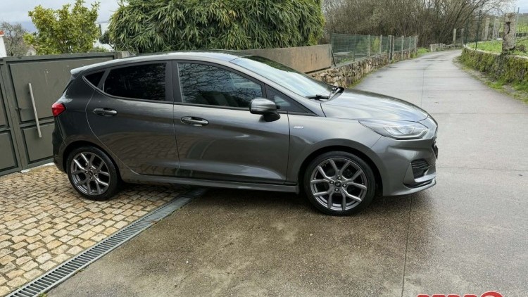 Ford Fiesta ST LINE