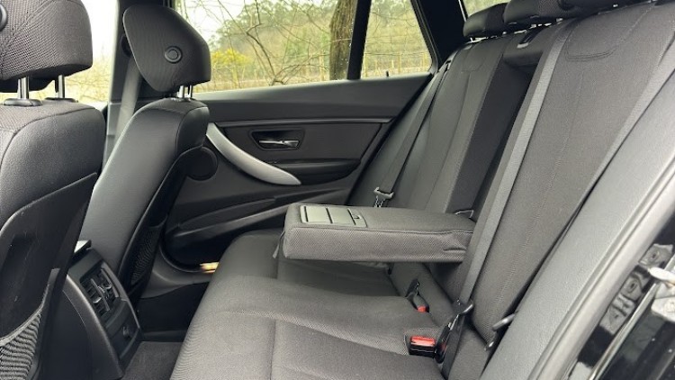 BMW S&eacute;rie 3 - 320 d Touring Modern