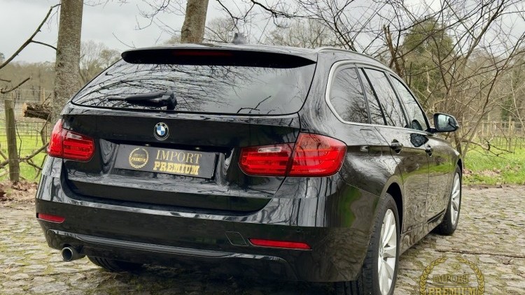 BMW S&eacute;rie 3 - 320 d Touring Modern