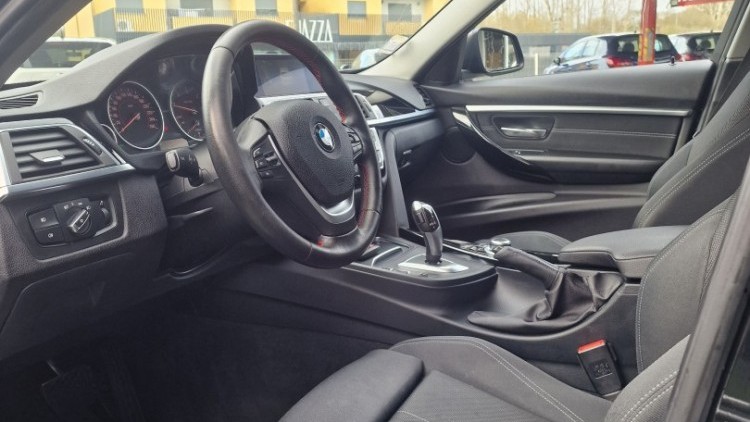 BMW S&eacute;rie 3 - 318 Sport