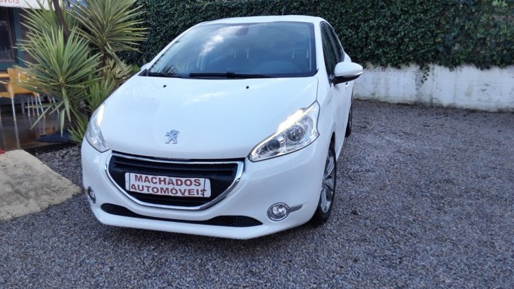 Peugeot 208 Allure