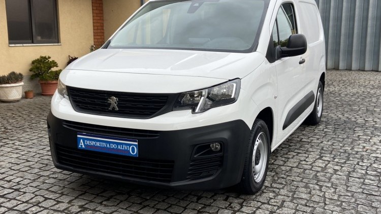 Peugeot Partner 1.6 Hdi 100cv CarPlay