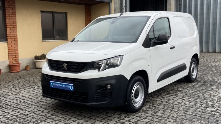 Peugeot Partner 1.6 Hdi 100cv CarPlay