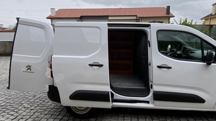 Peugeot Partner 1.6 Hdi 100cv CarPlay