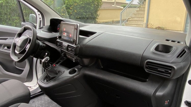Peugeot Partner 1.6 Hdi 100cv CarPlay