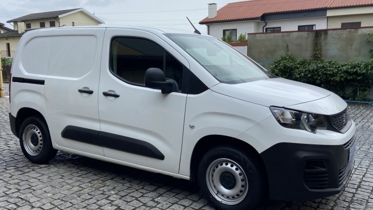 Peugeot Partner 1.6 Hdi 100cv CarPlay