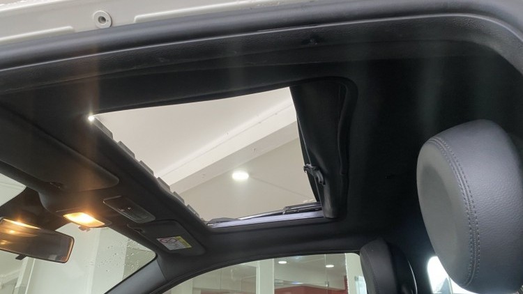Fiat 500 1.0 Hybrid "Connect" (122 MIL KMs)