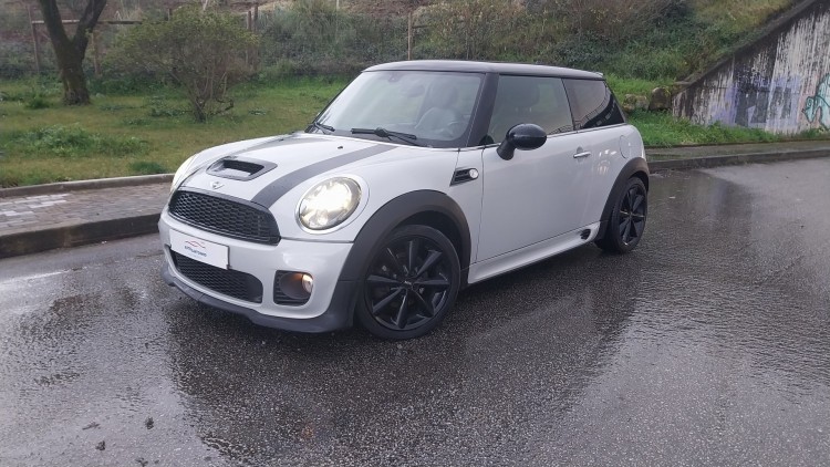 Mini Cooper John Cooper Works