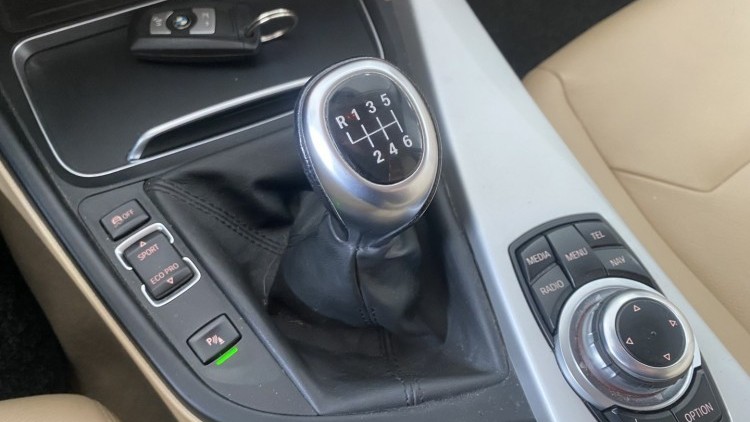 BMW S&eacute;rie 3 - 316 d Touring "Line Luxury" (135 MIL KMs)