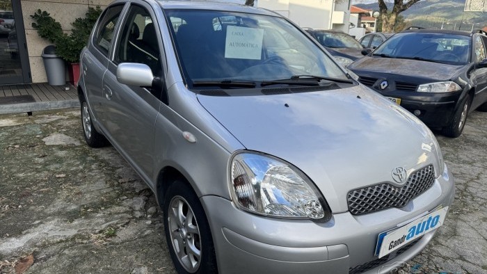 Toyota Yaris 1.0 VVT-I C Caixa Autom&aacute;tica