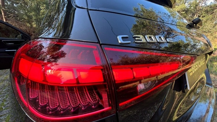 Mercedes-Benz Classe C300E AMG Line