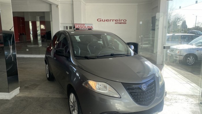 Lancia Ypsilon 1.2 "Urban"