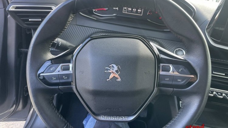 Peugeot 208 1.5 HDI Exclusive