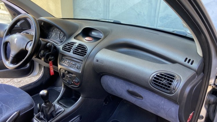 Peugeot 206 1.4 i