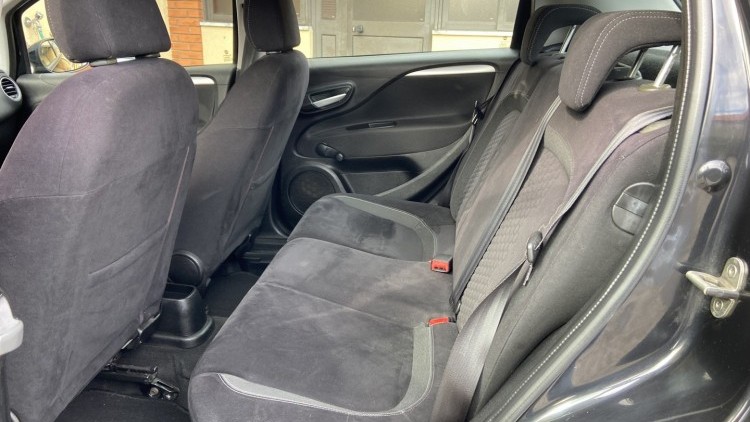 Fiat Punto 1.3 M-Jet LOUNGE S&S