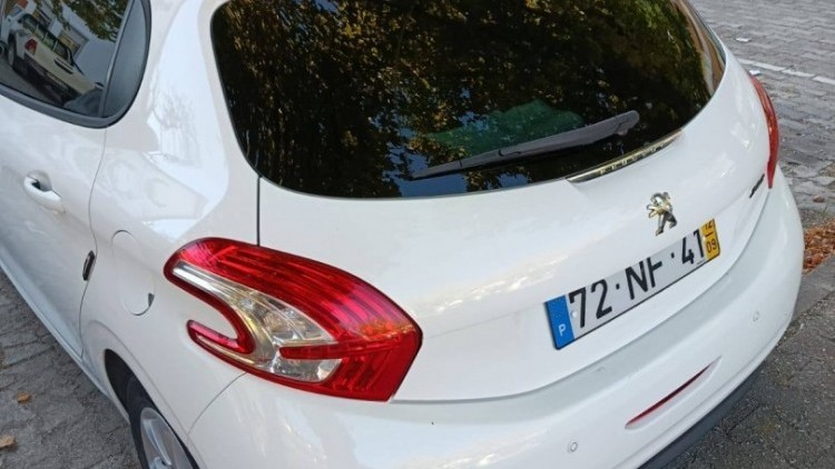Peugeot 208 1.4 HDI