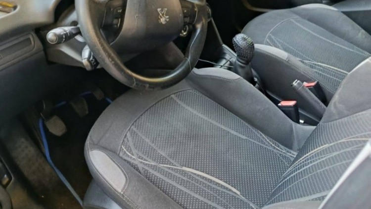 Peugeot 208 1.4 HDI
