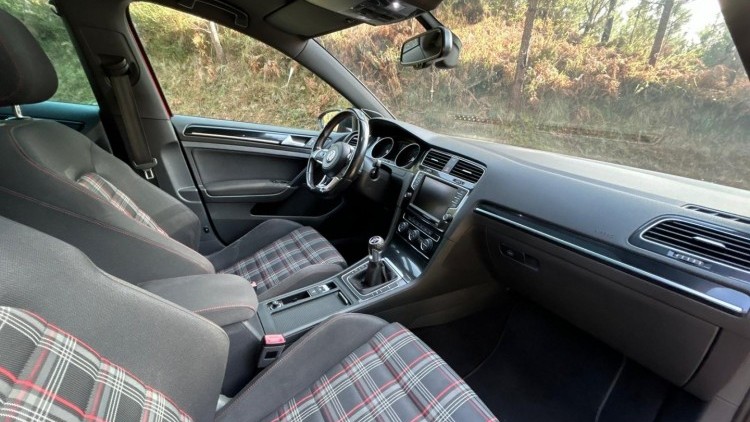 Volkswagen Golf GTi 2.0 Performace