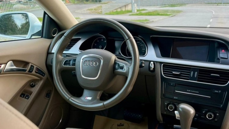 Audi A5 S-LINE