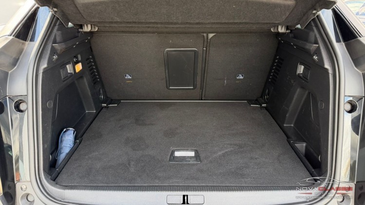 Peugeot 3008 1.2i Allure