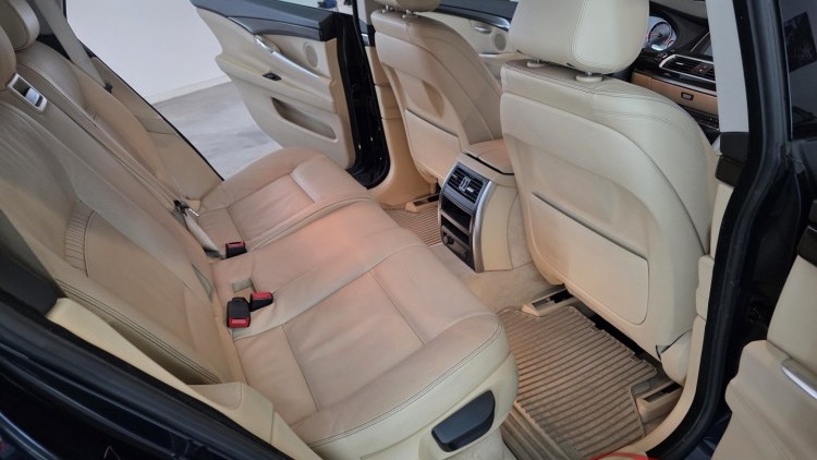 BMW S&eacute;rie 5 - 520 GT Luxury