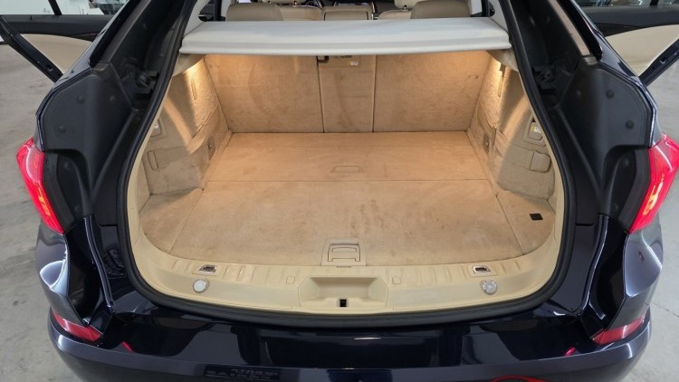 BMW S&eacute;rie 5 - 520 GT Luxury