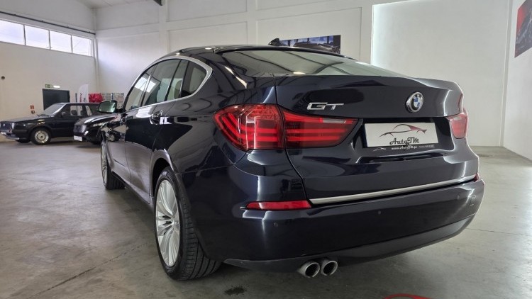 BMW S&eacute;rie 5 - 520 GT Luxury