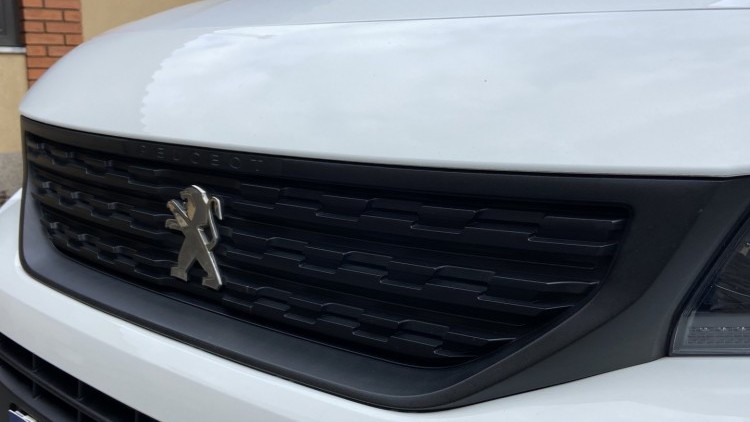 Peugeot Partner 1.6 Hdi 100cv Premium CarPlay