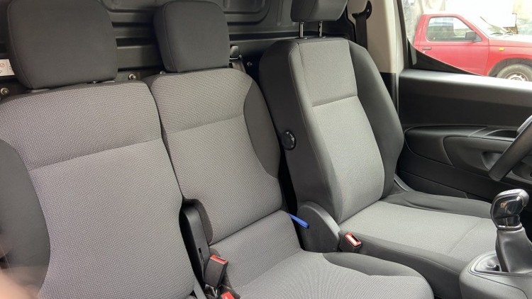 Peugeot Partner 1.6 Hdi 100cv Premium CarPlay