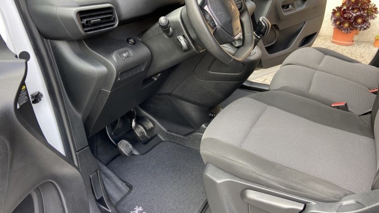 Peugeot Partner 1.6 Hdi 100cv Premium CarPlay
