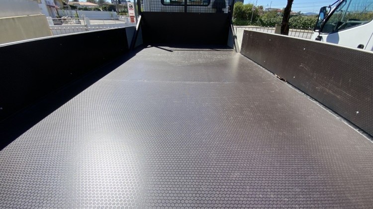 Mitsubishi Canter FUSO 3C13D CABINE DUPLA
