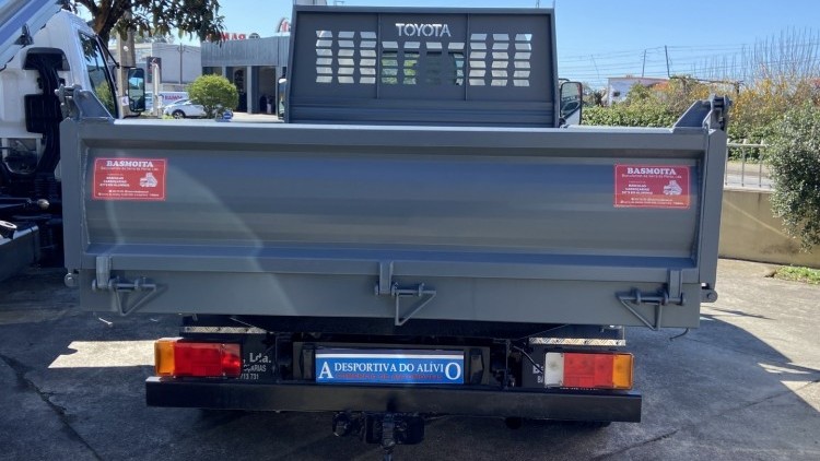 Toyota Dyna 2.5 D4-D