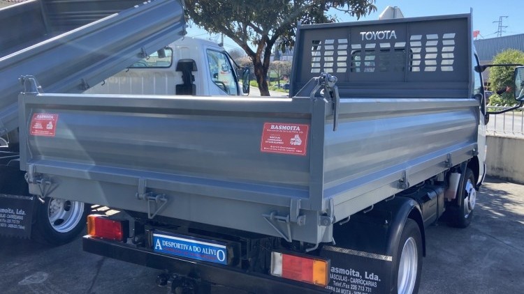 Toyota Dyna 2.5 D4-D