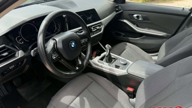 BMW S&eacute;rie 3 - 318 SPORT