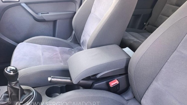 Volkswagen Touran 1.6 TDI 105 CV 7 Lugares