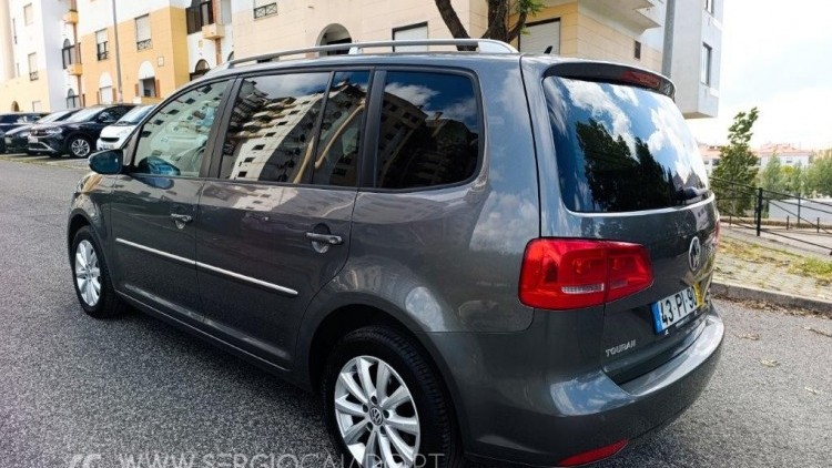 Volkswagen Touran 1.6 TDI 105 CV 7 Lugares