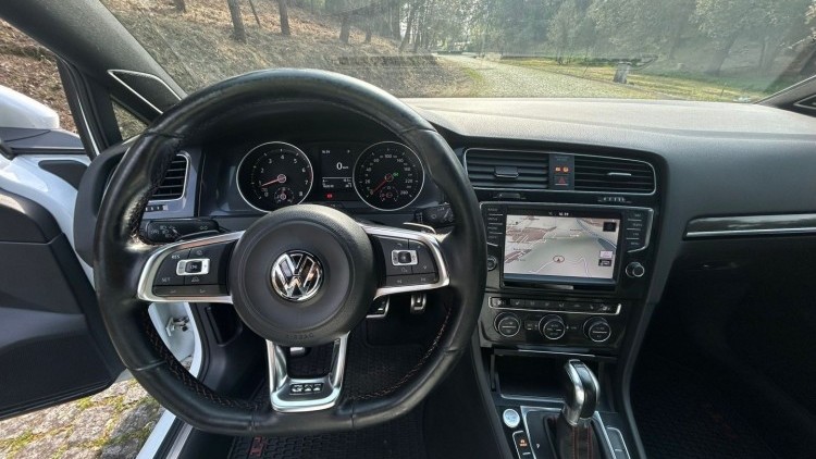 Volkswagen Golf VII 2.0 GTi Performance
