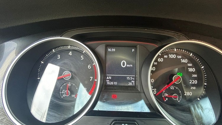Volkswagen Golf VII 2.0 GTi Performance