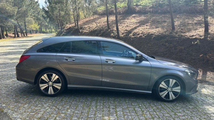 Mercedes-Benz Classe CLA 180 d Shooting Brake Urban