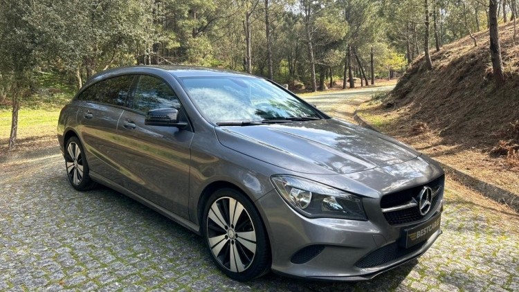Mercedes-Benz Classe CLA 180 d Shooting Brake Urban