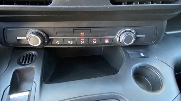 Peugeot Partner 1.6 Hdi 100cv Premium CarPlay