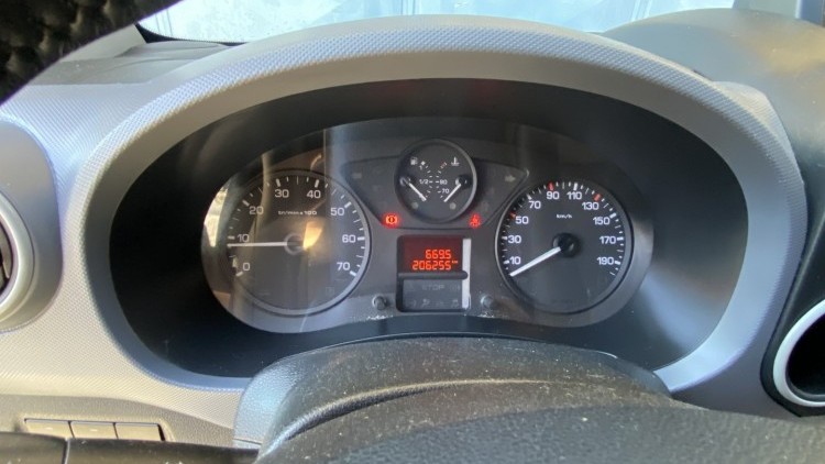 Peugeot Partner 1.6 Hdi 3 Lug GPS